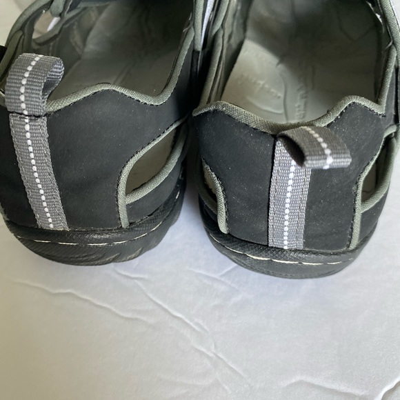 J-41 Sea Breeze Water Shoes Size 7.5W - Picture 9 of 10